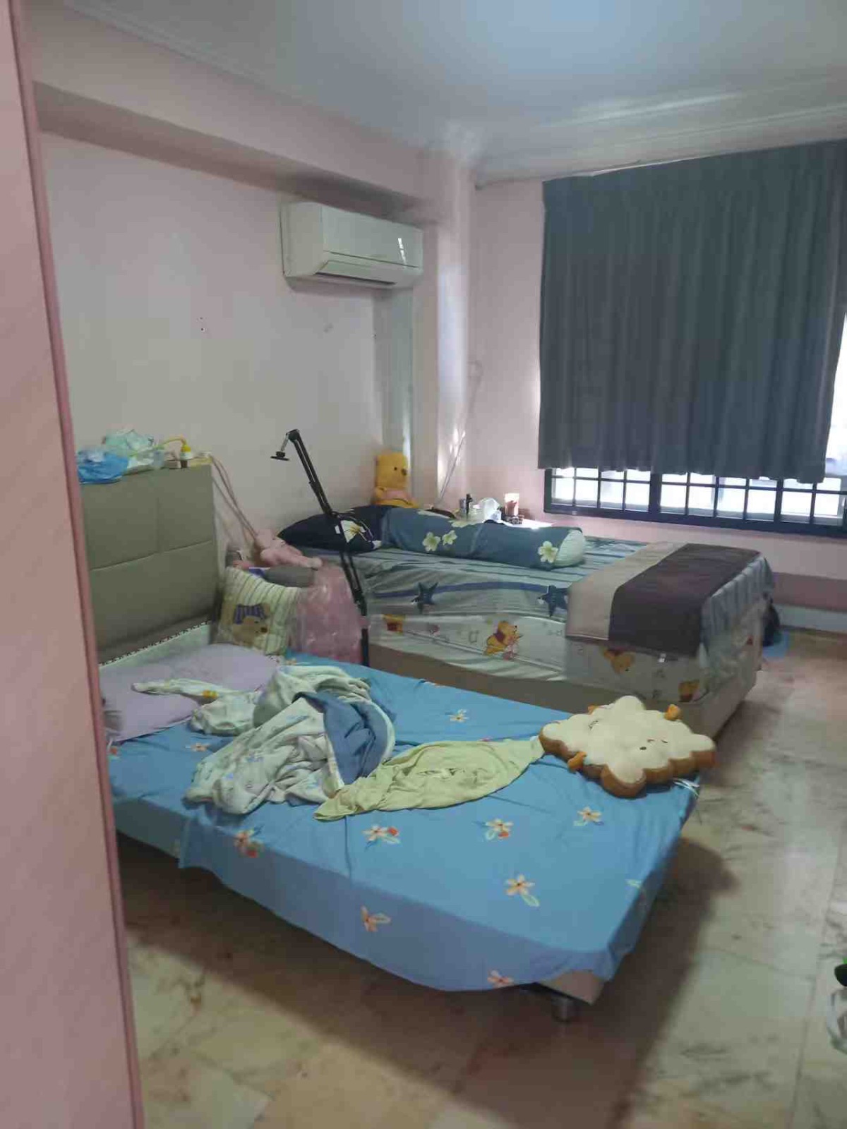 淡滨尼东有，女搭房出租俩人间，（缺一人）550包水电网冷气可以小煮，邮编，526230，制造业服务业都可以报本屋地址，