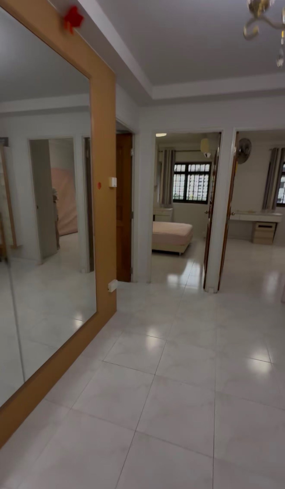 三巴旺754504，单人$900夫妻$整套一共住才5个人 可以煮饭 又空调 只能小煮，不能炒菜 中国人wp制造业报不了 图片 2