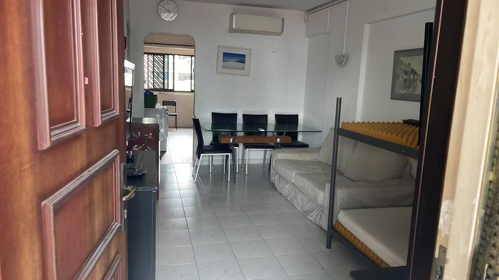 Chinatown 牛车水地铁站楼上有新房子。6月10号左右可以住。本屋服务业地址。邮编050533 图片 4