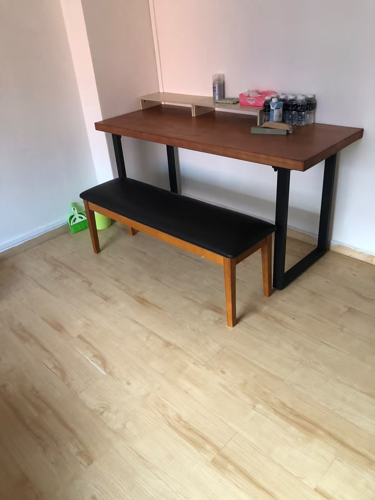 蔡厝港 普通房 · 近地铁 · 包水电 · $850/月夫妻1000 图片 2