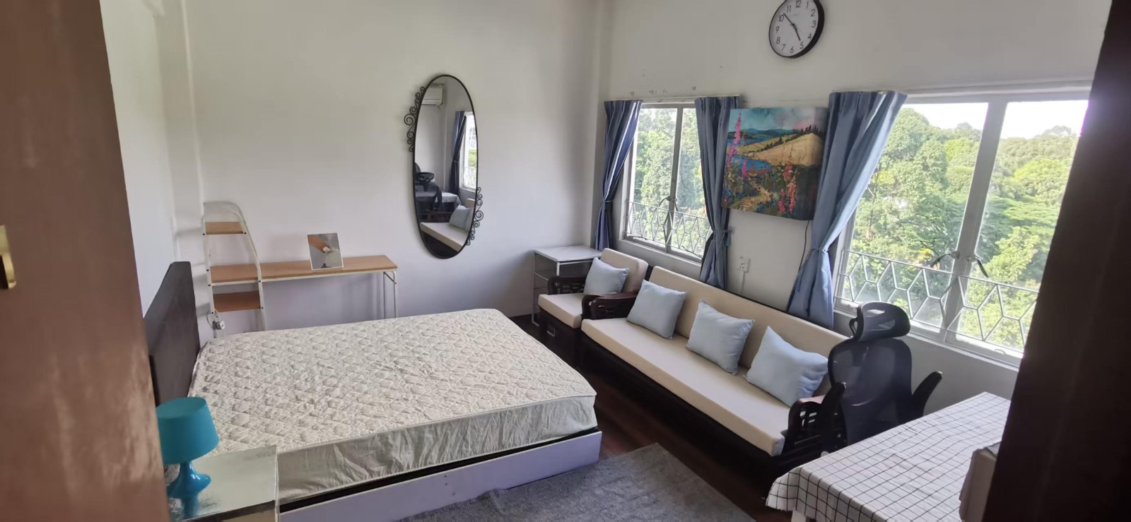 索美塞 乌节路 主人房 $1500 (只能住一个人，男女不限) -公寓位于新加坡乌节路步行街