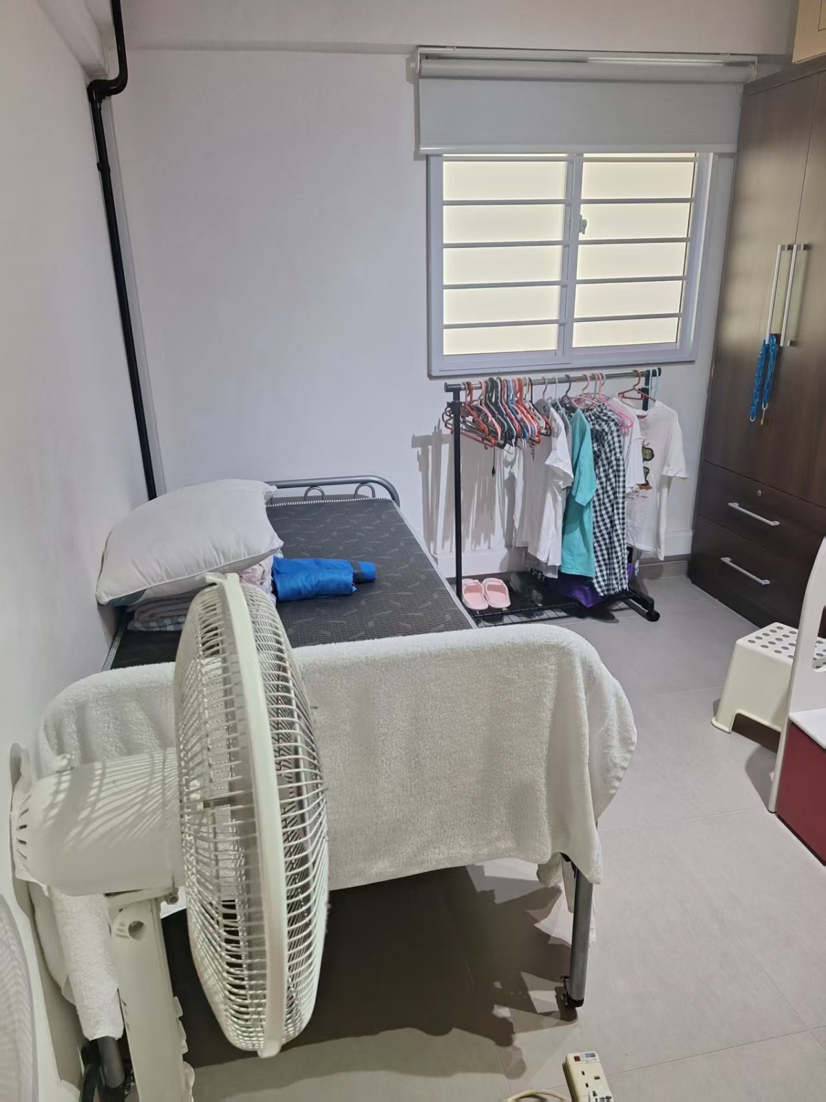 武吉巴督 普通房1200有一个女床位450元4人间