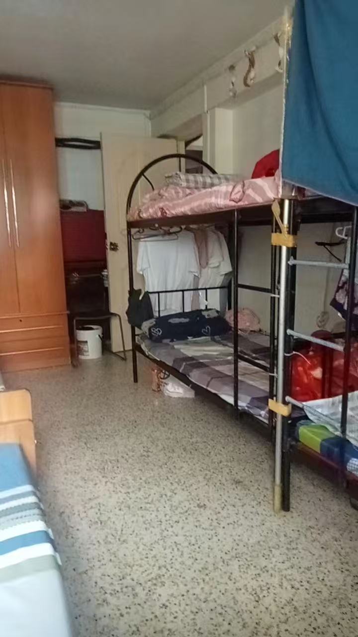 Toa Payoh  大巴窑310234🈶男床位搭房出租 五个人  可煮 图片 2