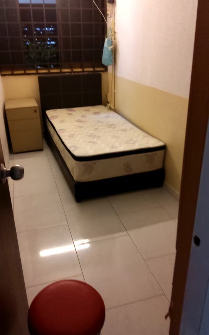 勿洛 隔间 一个人住  可以本屋地址 新加坡房东 图片 2