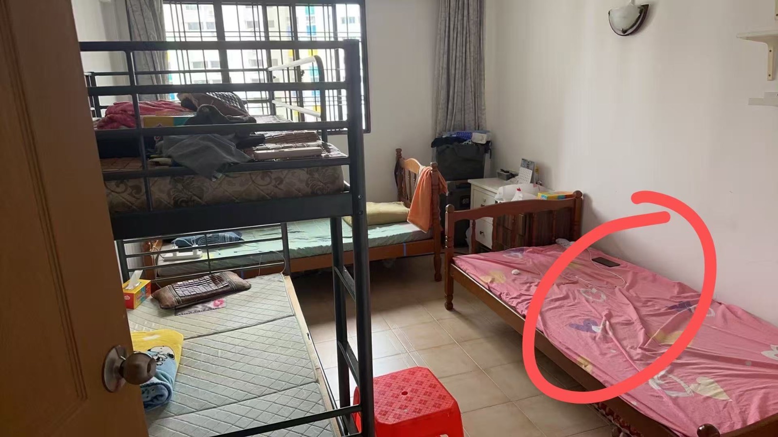 裕华苑邮编600319.450储藏室一个人住男单人床 床位 · 可煮 图片 2