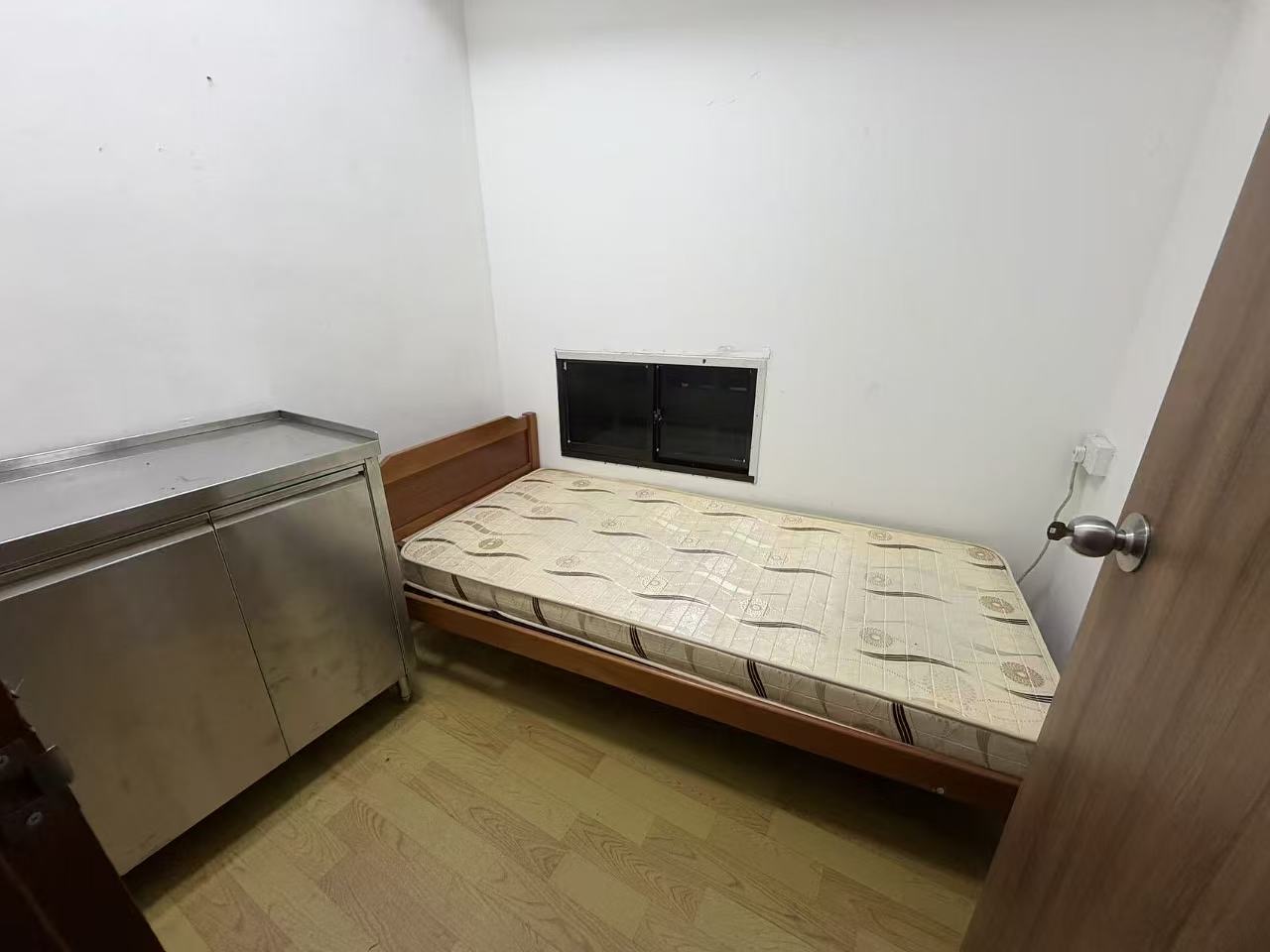 亚龙 15巷大小房间都有停车场邮编38861 普通房 · 可煮 图片 6