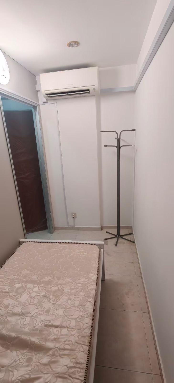 阿裕尼 单间 ·· $750/月夫妻1千