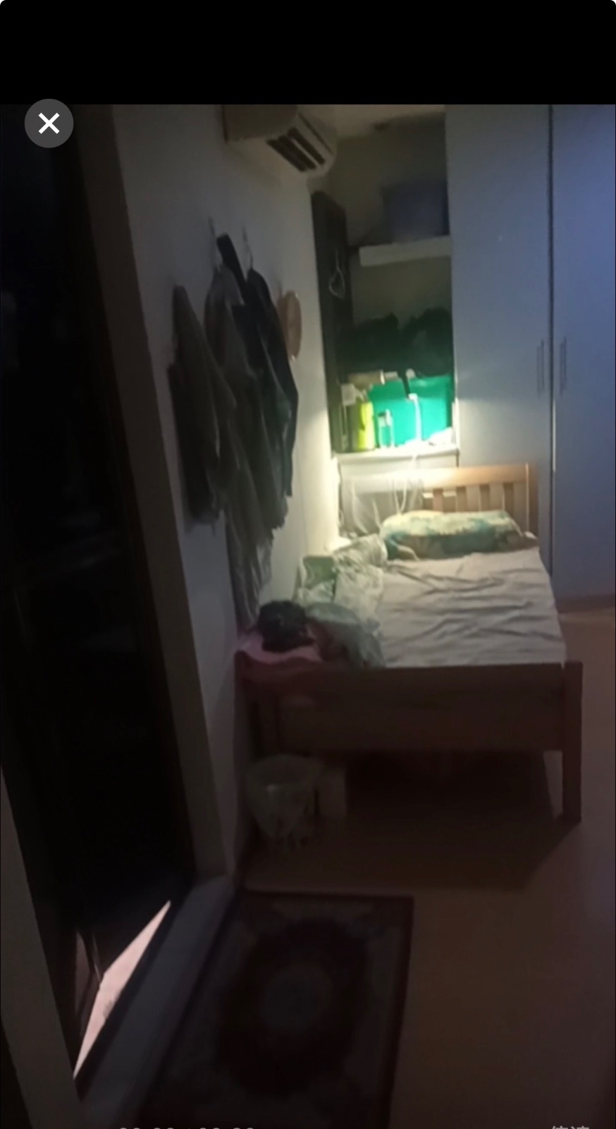 先驱 单人床  男床位 · · $350/月 5个人一间房间有厕所 图片 2