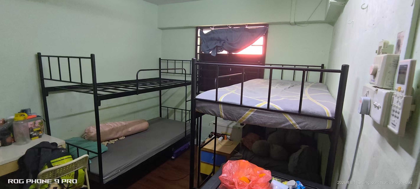 劳明达 祖屋 男4人间 邮编190468本屋地址 上铺550下铺600整个房子住6个人 包水电网 可以煮饭