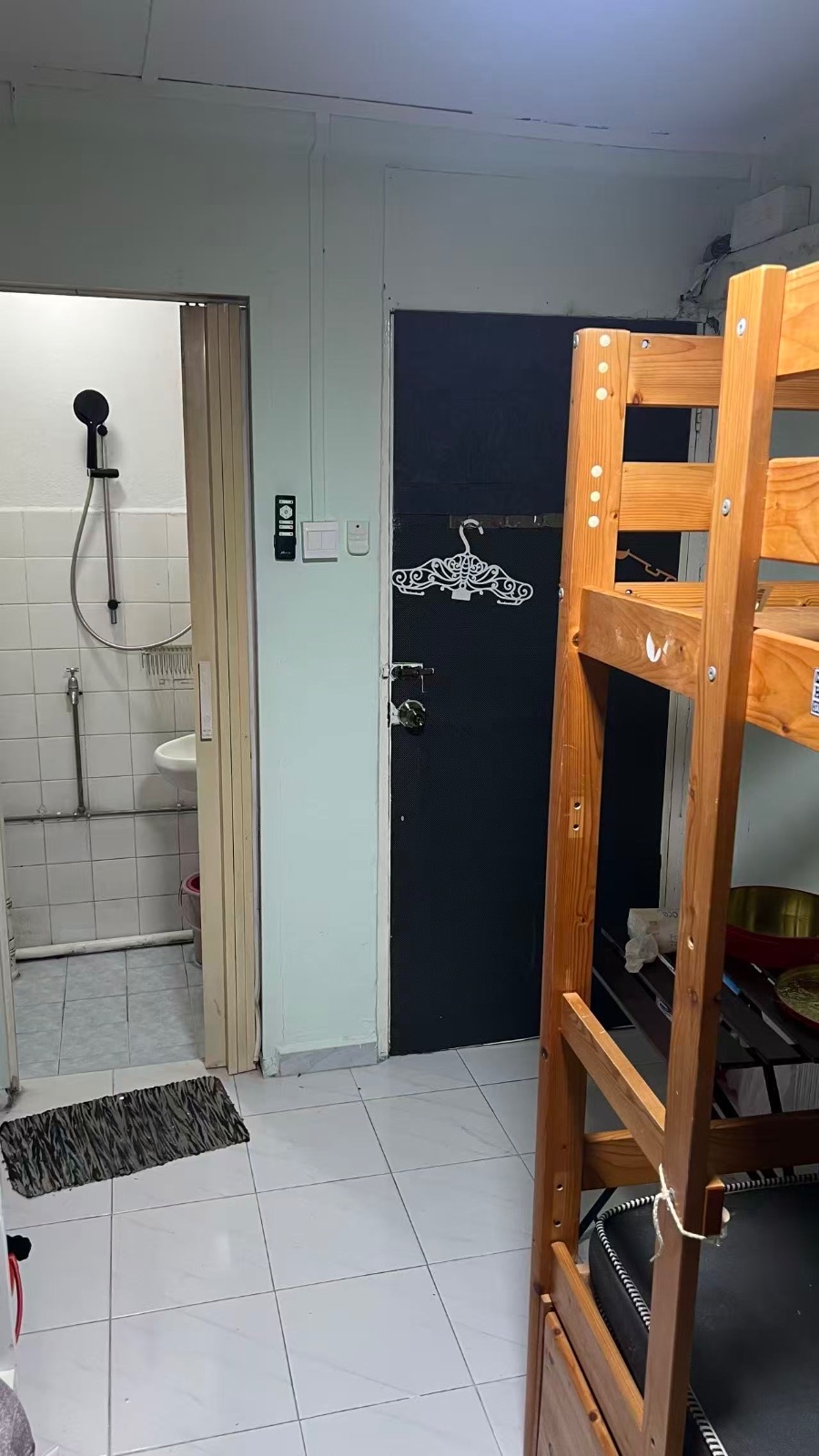 欧南园公寓 男床位 3人一间 主人房 带厕所 可以本屋地址 制造业服务业建筑业 又空调 可以煮饭 上铺$500下铺$550本屋地址  邮编080101 随时入住 图片 2