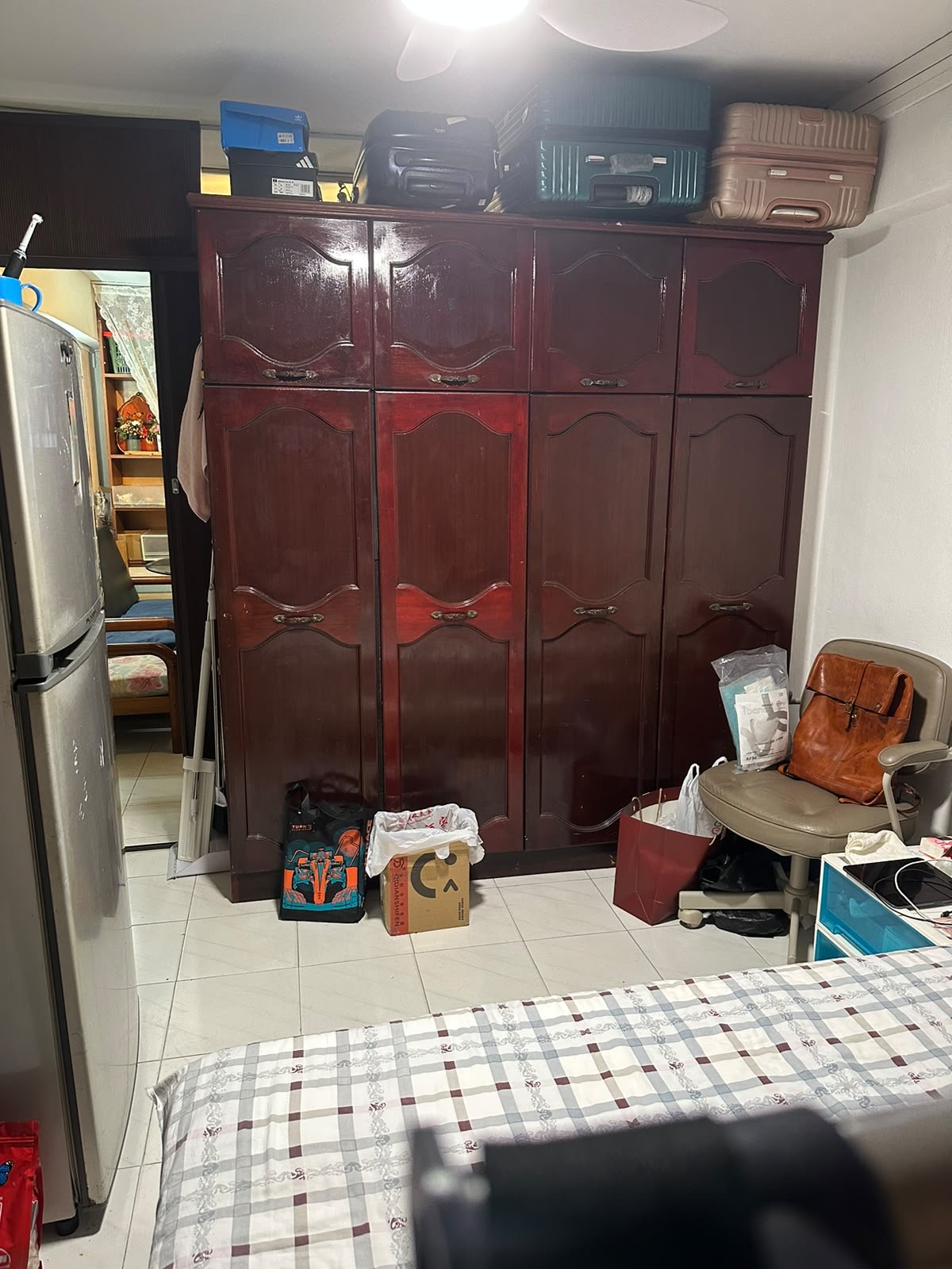 欧南园公寓 普通房 夫妻 2男2女 都可以价格$1350元 又空调 有窗户 可以煮饭。制造业 服务业建筑业都可以报。可以煮饭。  邮编080101 图片 2