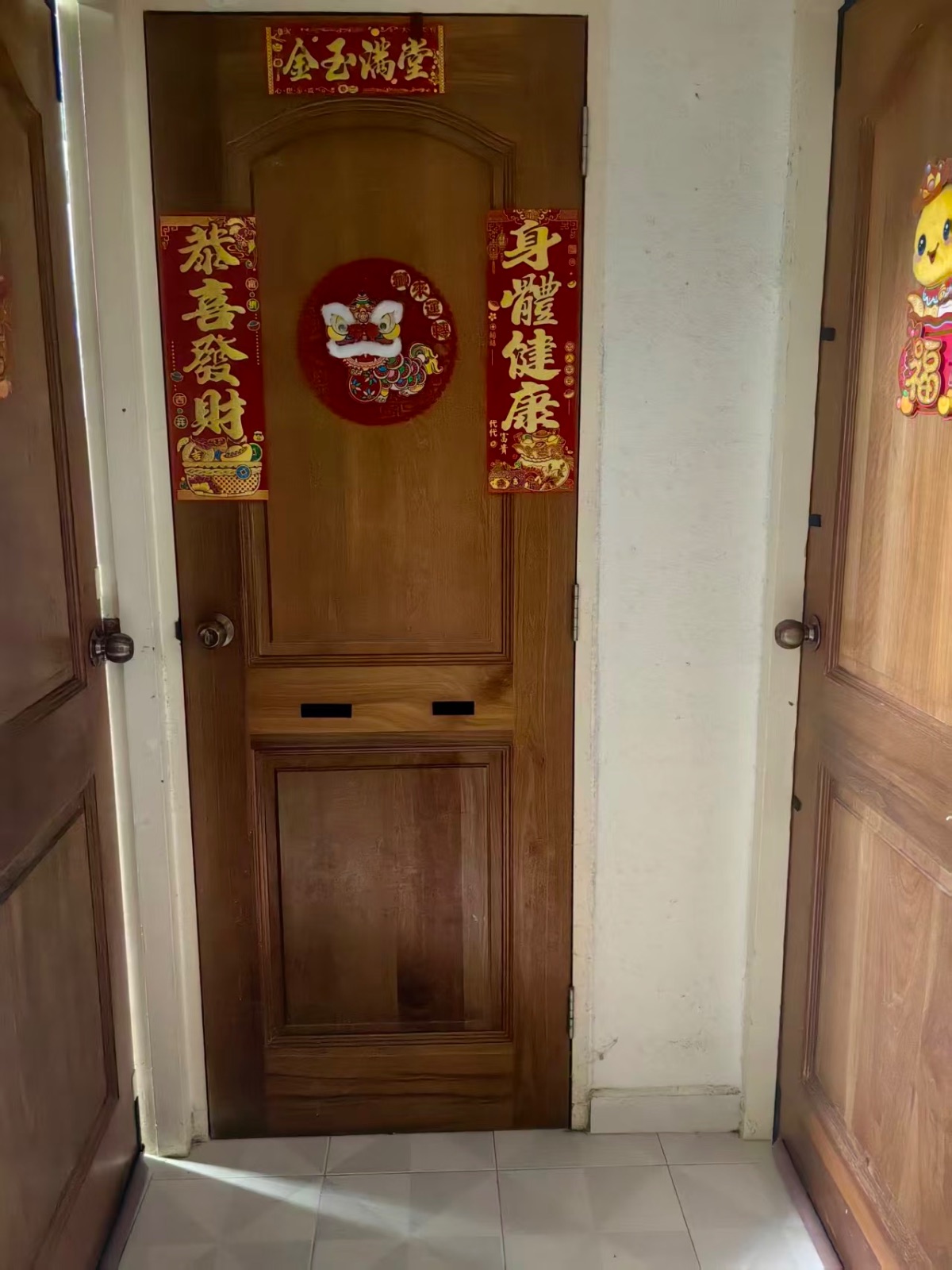湖畔地铁站附近有储藏室出租，邮编640524，步行7-8分钟到湖畔地铁站，整套合法人数，可以申报服务业本屋地址，租金550，随时可以入住 图片 2