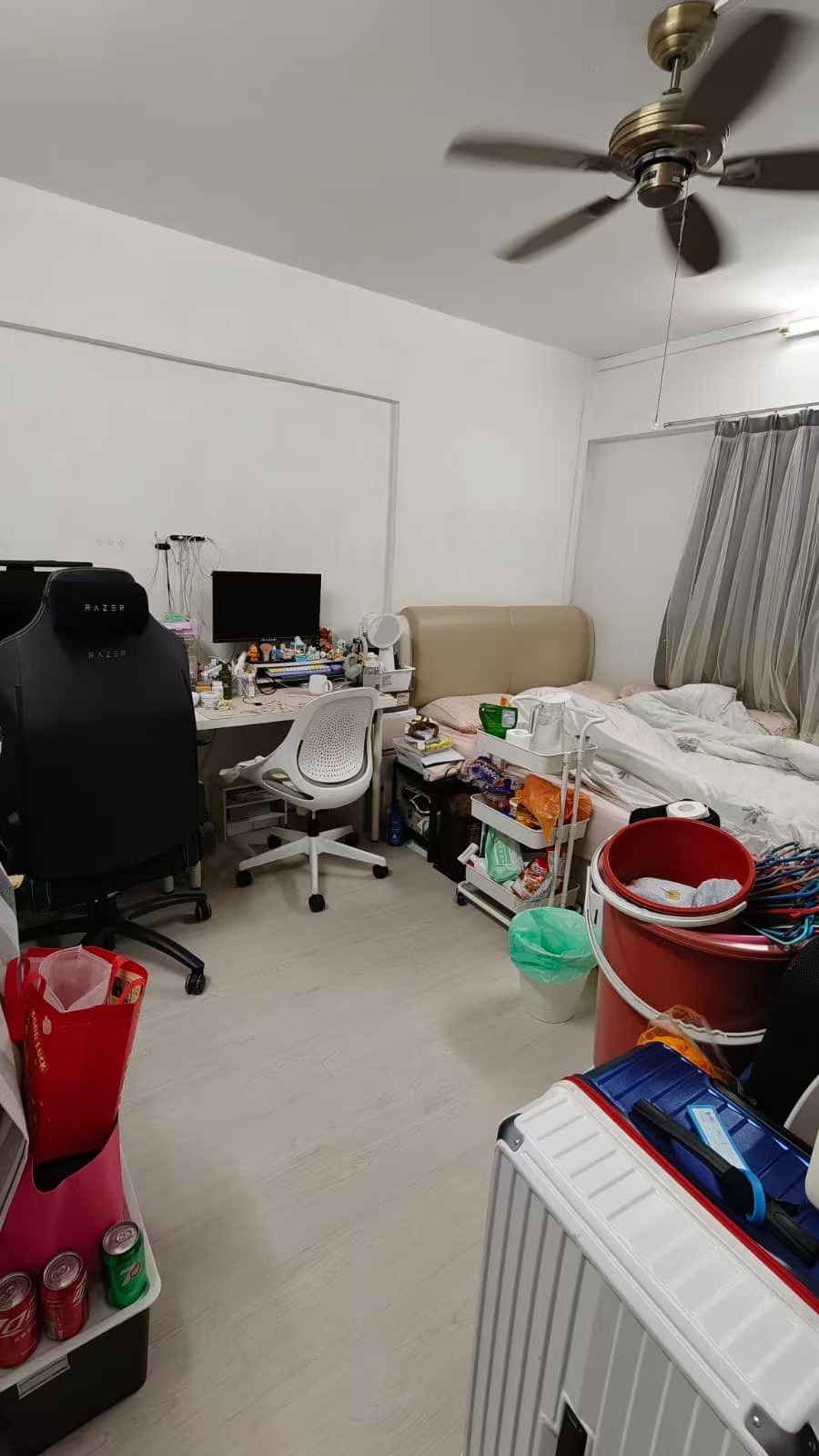 阿裕尼 普通房 · 包水电 · $1,400/月